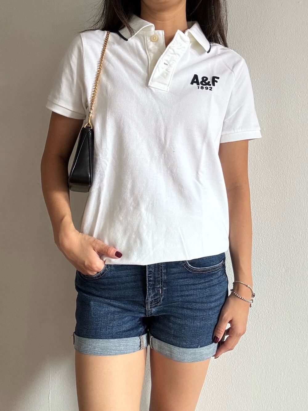 2000’s Abercrombie & Fitch thick 100% cotton white polo shirt with black trim